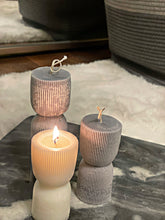 Load image into Gallery viewer, Hourglass Set Candle