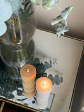 Load image into Gallery viewer, Hourglass Set Candle
